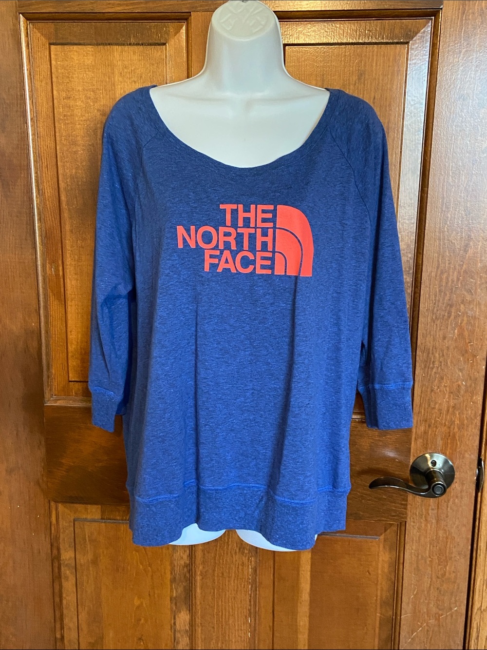 The North Face 3/4 Sleeves Logo Scoop Neck Outdoors Game Day Size XL